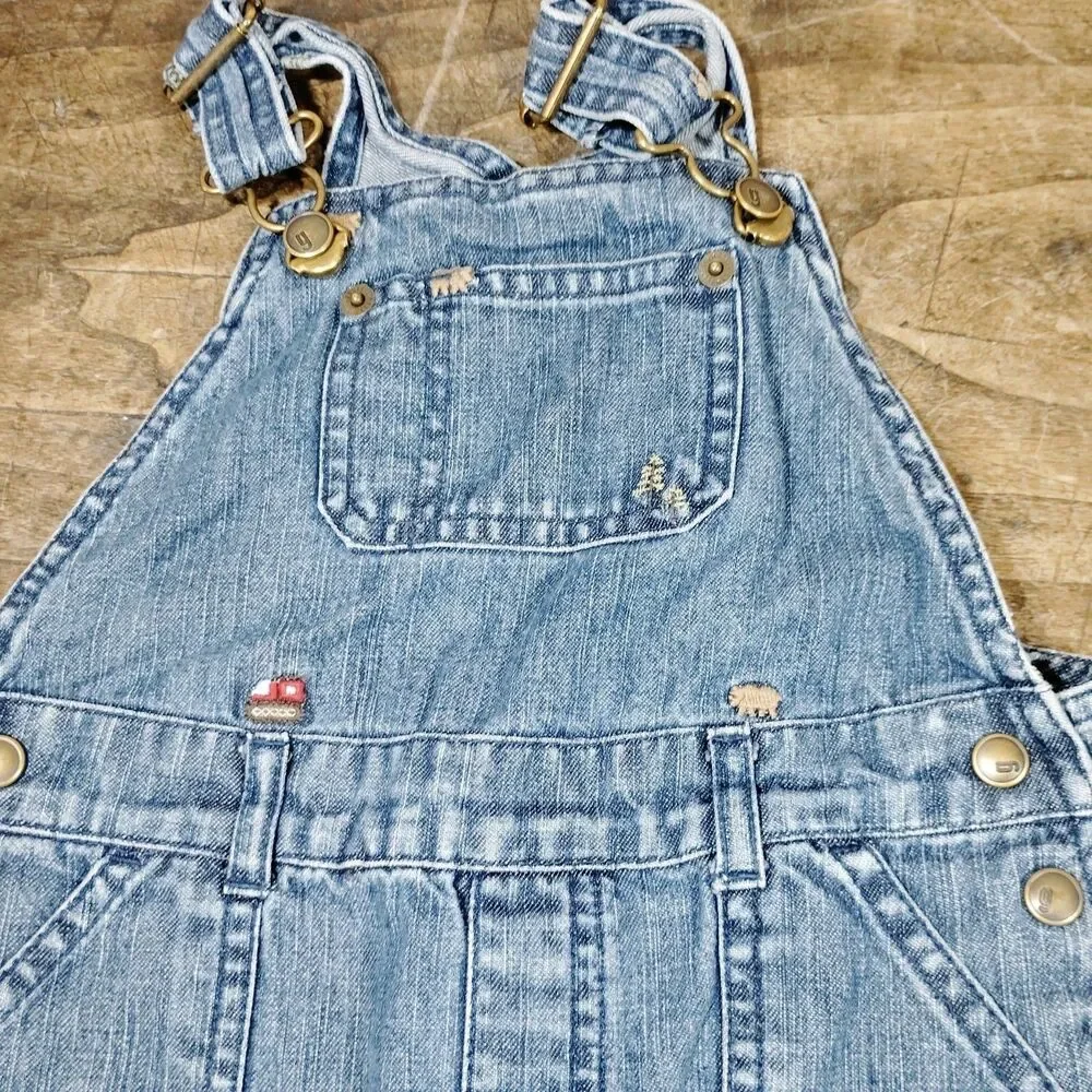 OshKosh Bgosh osh kosh